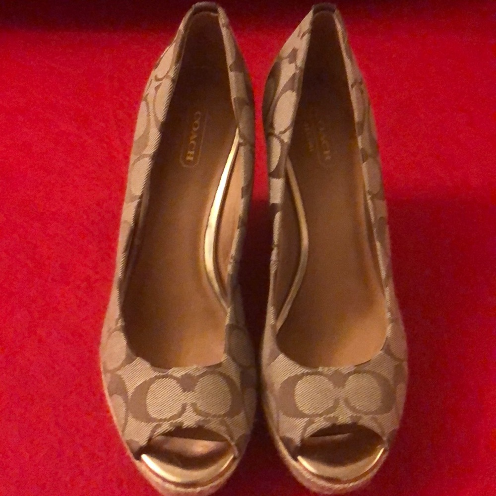 Coach shoes size 9